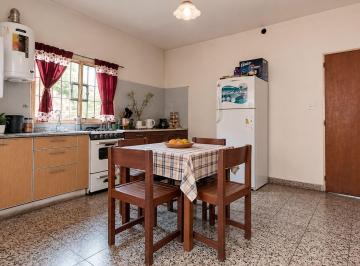 Casa · 104m² · 3 Ambientes · Venta Casa 3 Amb Loma Hermosa Apto Credito