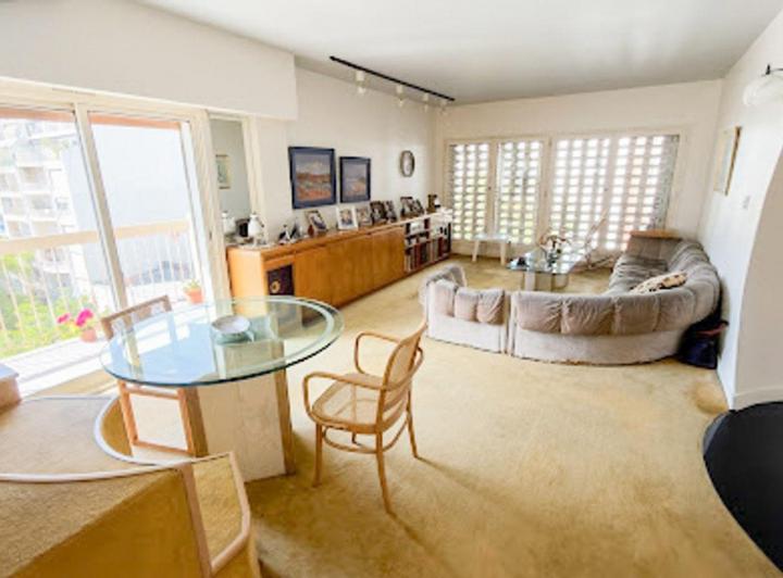 Departamento · 147m² · 5 Ambientes · 1 Cochera