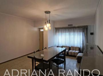PH de 4 ambientes, Villa del Parque · Interesante PH de 4 Ambientes Al Frente con Garage - Patio y Terraza