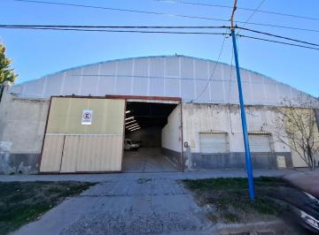 Bodega-Galpón · 740m² · Galpón 740 m² con Vivienda Gral. Roca
