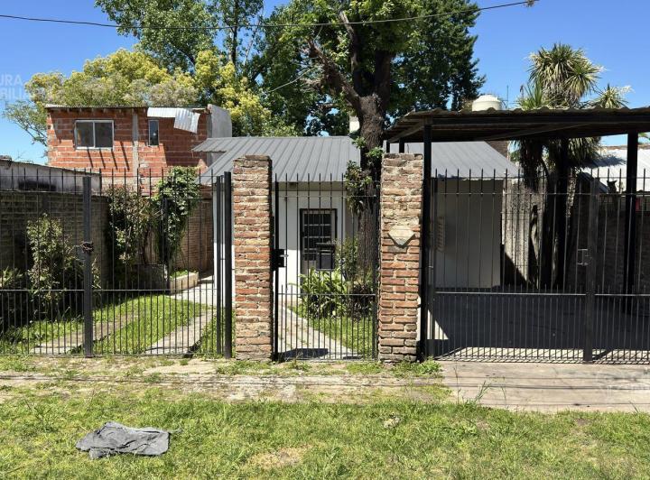Casa · 200m² · 4 Ambientes · 1 Cochera