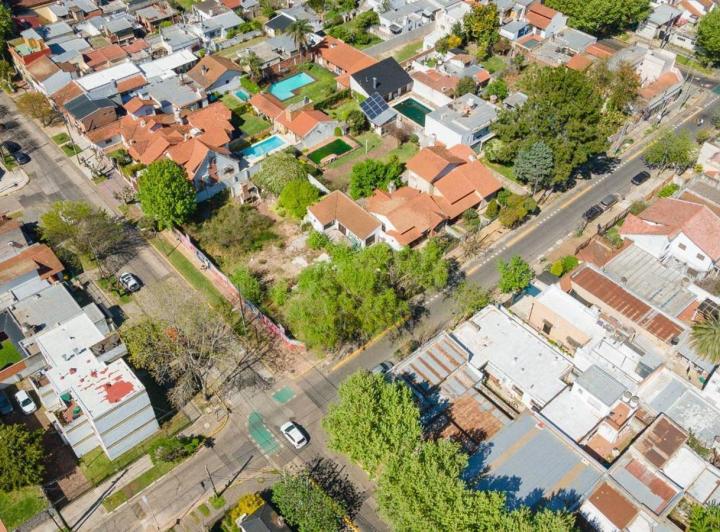 Terreno · 950m²