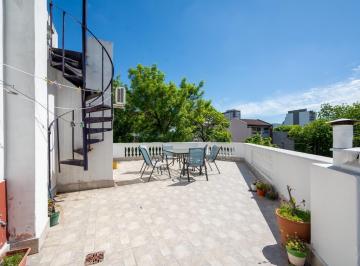Casa · 197m² · 5 Ambientes · Venta - Casa - 5 Ambientes - Terraza - Patio - Cochera - Local - Parrilla - Villa Luro - Permuta