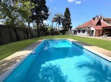 Quinta vacacional · 39m² · 2 Dormitorios · 3 Cocheras · Casa Quinta Venta 3 Ambientes Pablo Noguez Pileta