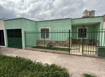 Casa de 5 ambientes, Maipú · Inmobiliaria Leal - Alquila Casa en Maipu