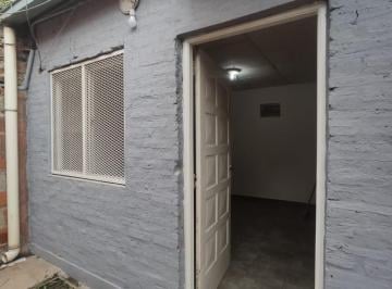 Departamento · 35m² · 1 Ambiente · Se Alquila: Av Urquiza 1950 Monoambiente Económico