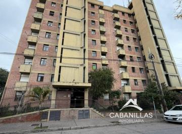 Departamento · 81m² · 6 Ambientes · Departamento en Zona Macrocentro
