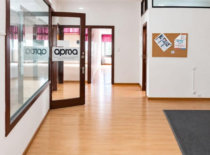 Local comercial · 222m²
