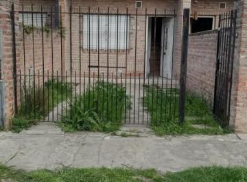 Departamento · 90m² · 3 Ambientes · Excelente Duplex a 150 m de Av Pte. Peron!