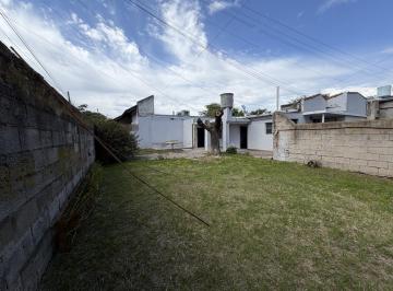 Terreno · 3 Ambientes · Casa en Radio Céntrico