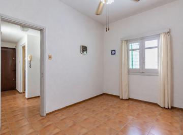 Departamento · 45m² · 2 Ambientes · Alquiler de Apartamento 1 Dormitorio Bella Vista