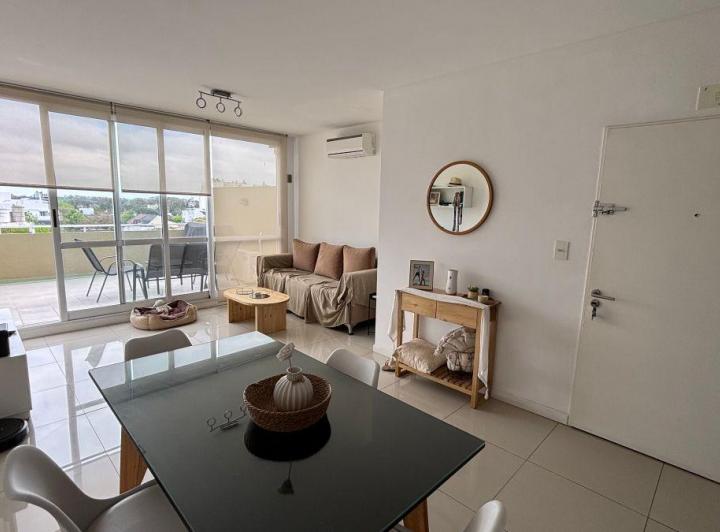 Departamento · 50m² · 2 Ambientes · 1 Cochera