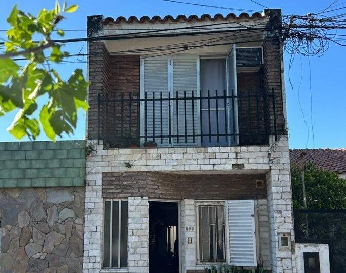 Casa · 1m² · 3 Ambientes