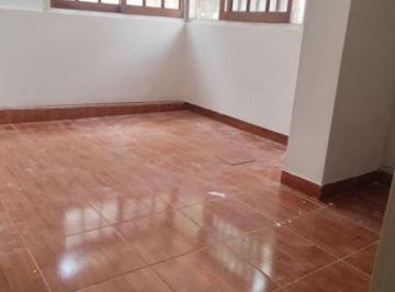 Casa de 6 ambientes, Ciudad de Mendoza · Casa en Alquiler en Cuarta Seccion, Fray Mamerto Esquiú Entre Montecaseros E Ituzaingó