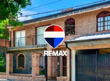 Casa · 760m² · 4 Ambientes · 2 Cocheras · Casa 4 Dorm. en Venta Grand Bourg Salta