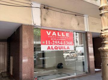 Local comercial , Barracas · Local Comercial - Av Montes de Oca Al 1000