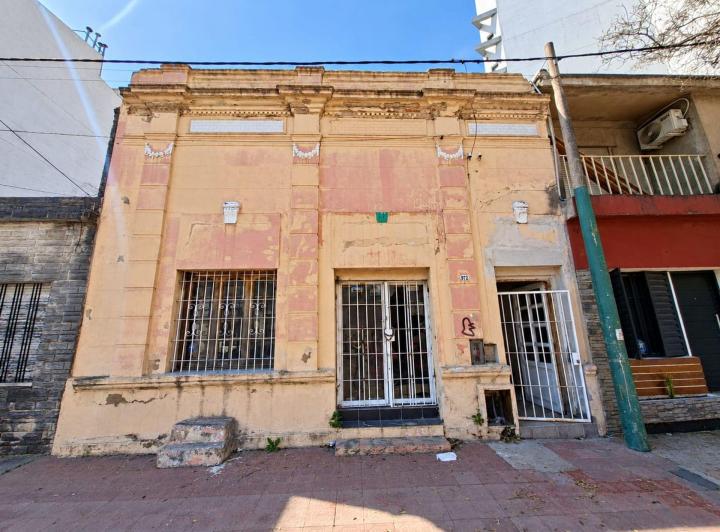 Local comercial · 192m²