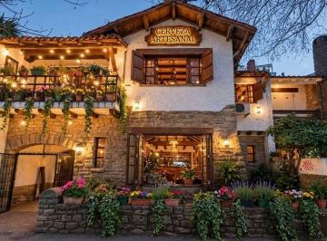 Local comercial · 198m² · 2 Cocheras · Venta Casa Chalet Uso Comercial 5 Amb Plaza Mitre