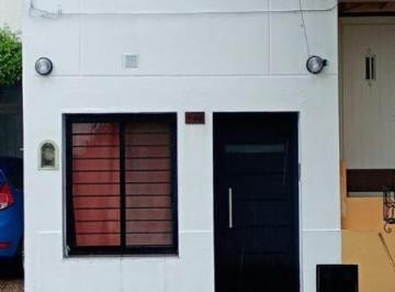 Departamento de 2 ambientes, Quilmes · Departamento de 40 m² con 1 Dormitorio en Alquiler en Parque Bernal