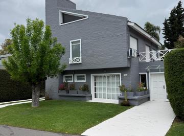 Casa de 6 ambientes, Pilar · Casa Venta en Campo Chico