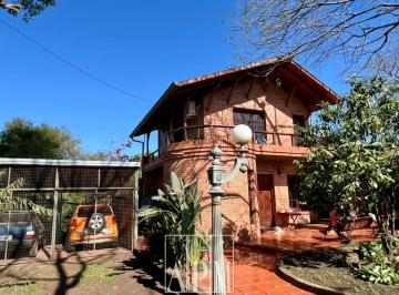 Casa · 500m² · 4 Ambientes · 2 Cocheras · Casa en Garupa
