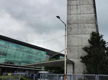 Local comercial · 240m² · Espectacular Local en Alquiler Comercial en Edificio Bureau Norte con Cochera