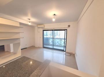 Departamento · 42m² · 2 Ambientes · Semipiso 2 Amb C/baño y Toilette - Balcón