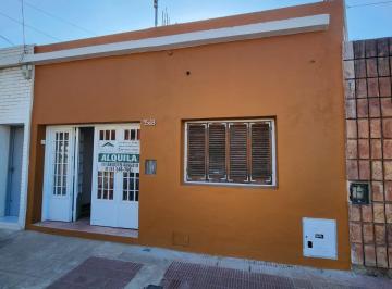 Foto · Casa en Alquiler de un Dorm con Cochera en Maestro Vidal