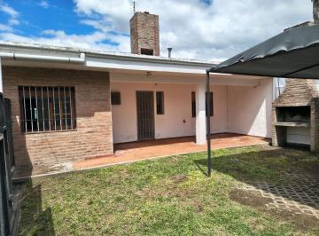 Casa de 2 ambientes, Villa Allende · Venta Casa, Villa Allende Apta Crédito.