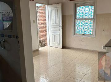 Departamento · 2 Ambientes · Departamento Tipo Casa con Patio!