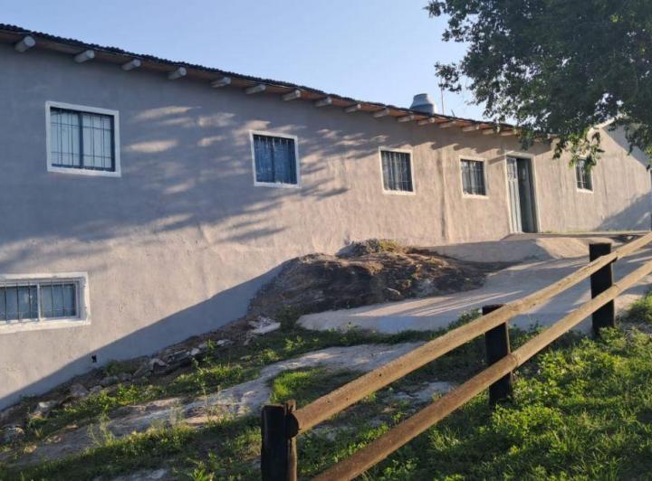 Casa · 250m² · 10 Ambientes · 4 Cocheras