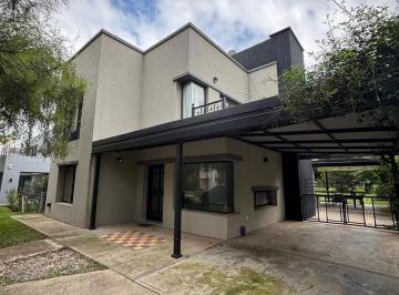 Casa de 5 ambientes, Cañuelas · Casa en Alquiler Barrio Cerrado en Cañuelas