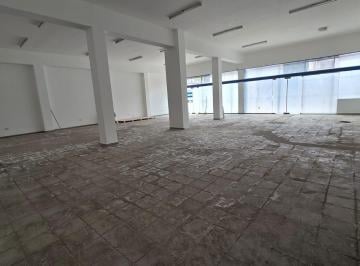 Local comercial · 160m² · 1 Ambiente · Gran Local en Alquiler