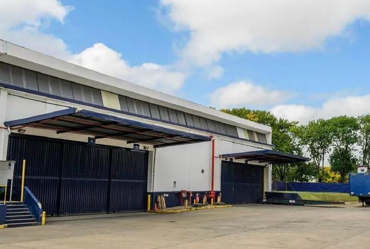 Depósito · 10675m²