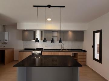 Casa de 4 ambientes, Córdoba · Venta Casa de Diseño 3 Dorm. - 2 Baños - Patio, Quincho, Asador y Cochera Cub 2 Autos - Docta Av