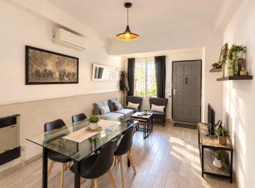 Casa · 164m² · 6 Ambientes · 1 Cochera · Venta Casa 6 Amb con Patio Laferrere