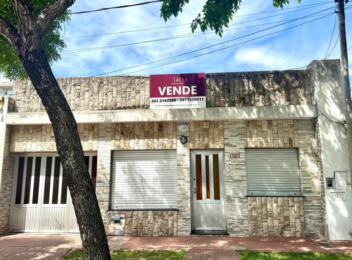 Casa · 294m² · 4 Ambientes · 1 Cochera