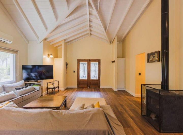 Casa · 205m² · 4 Ambientes · 3 Cocheras
