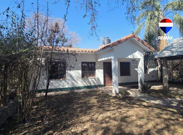 Casa · 143m² · 4 Ambientes · 2 Cocheras