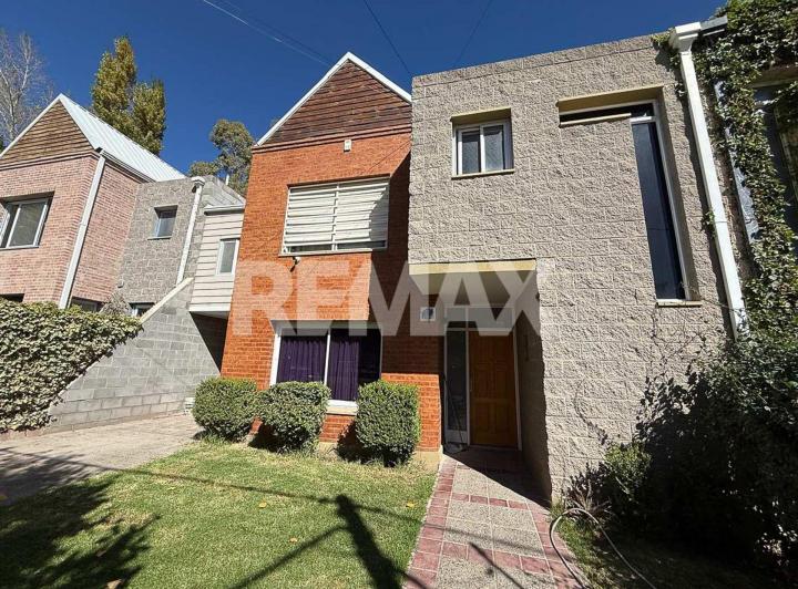 Casa · 223m² · 5 Ambientes
