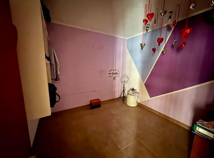Casa · 220m² · 4 Ambientes · 1 Cochera