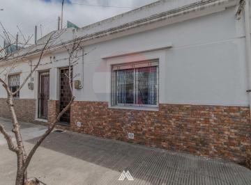Casa · 63m² · 3 Ambientes · Venta Casa 1 Dormitorio Perez Castellanos