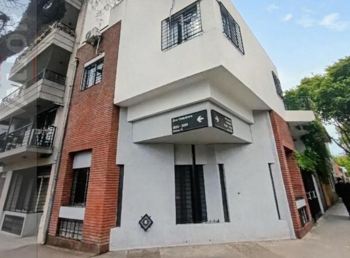Casa · 169m² · 5 Ambientes · 1 Cochera