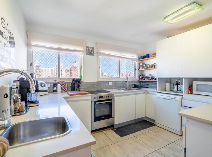 Departamento · 135m² · 4 Ambientes · 1 Cochera