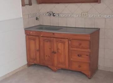 PH de 2 ambientes, Lomas de Zamora · Alquiler Departamento 2 Ambientes Al Frente con Patio – Temperley