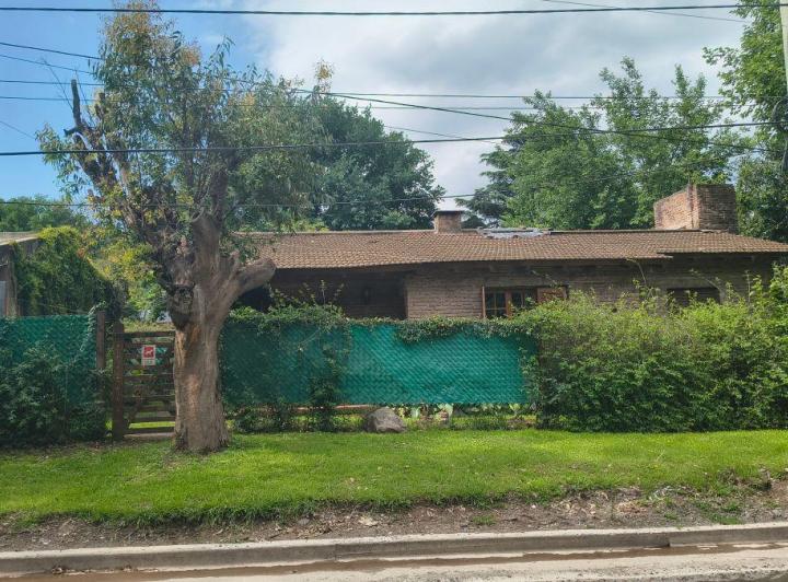 Casa · 157m² · 5 Ambientes · 1 Cochera