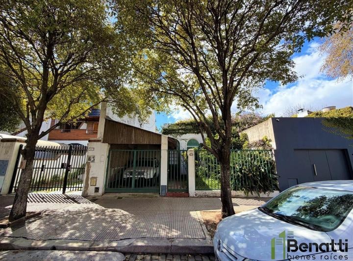 Casa · 90m² · 3 Ambientes · 1 Cochera