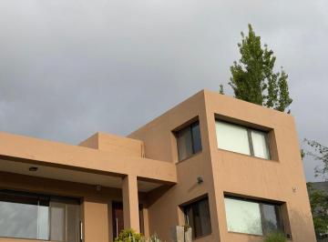 Casa de 8 ambientes, Mendiolaza · Casa en Venta Country 4 Hojas | Mendiolaza | 3 Dorm.