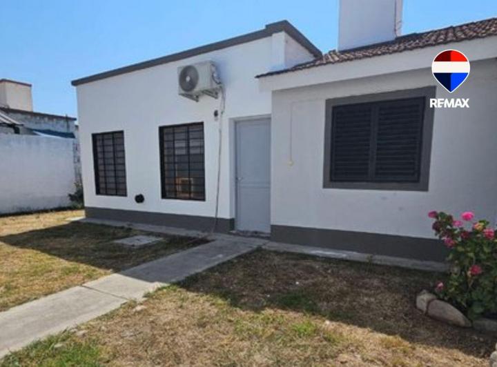 Casa · 55m² · 4 Ambientes · 2 Cocheras