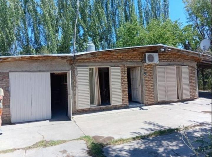 Casa · 100m² · 4 Ambientes · 1 Cochera